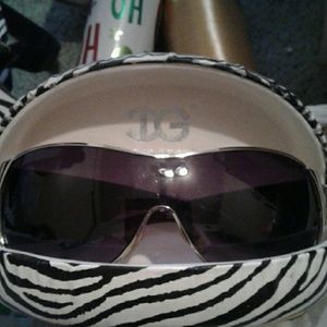 Dolce gabbana sunglasses